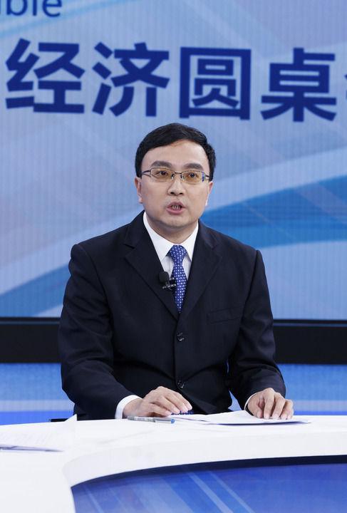发展的确定性应对各种不确定性——中国经济圆桌会聚焦“四稳”PG电子麻将胡了试玩中国经济圆桌会·新华全媒头条以高质量(图11)